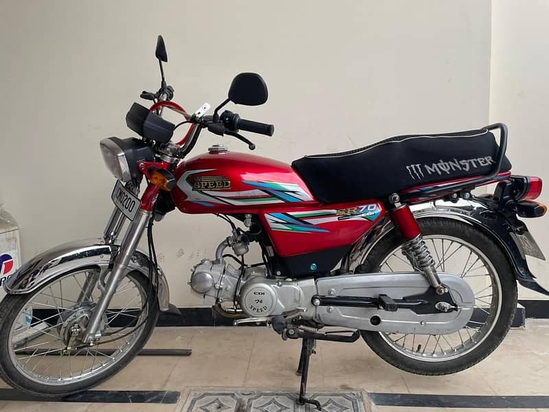 Hi-speed (70cc) 2023 model  in good condition 2500 km driven 1