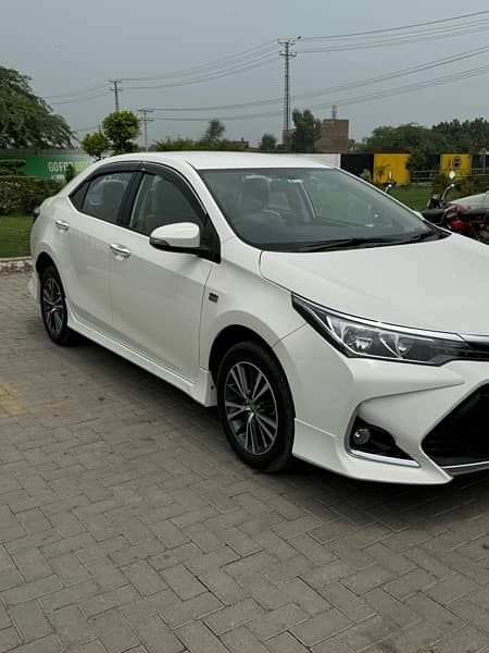 Toyota Corolla Altis 1.6 X 2022 4