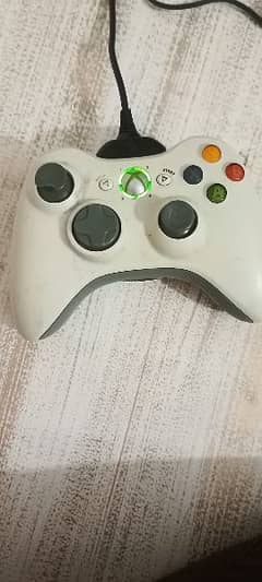 Xbox 360 controller with black case