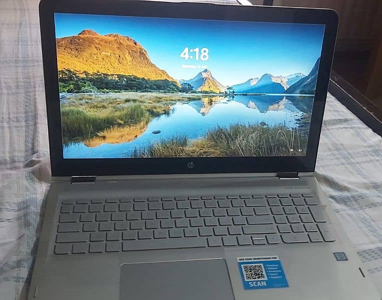 HP i5 7th Gen Touch 0