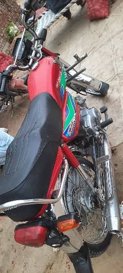 I am selling my honda cd70cc bike urgently sale karni ha thanks !