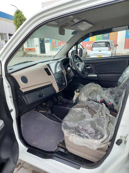 Suzuki Wagon R 2021 19