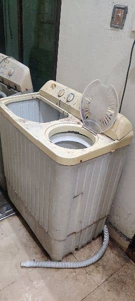 Haier Machine with Dryer Twin cab 0