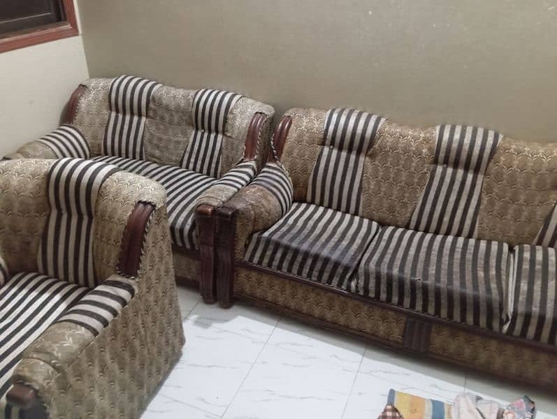 Sofa set for sell 0