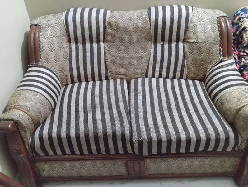 Sofa set for sell 3