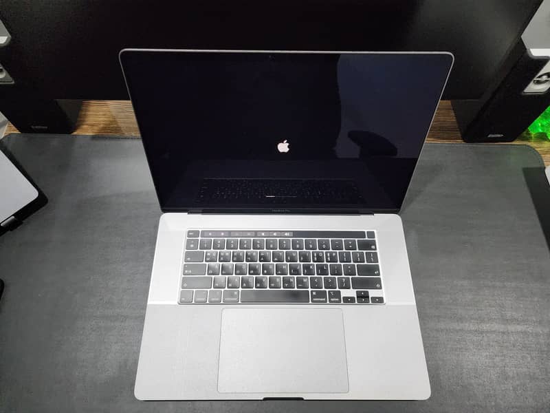 Complete 16" Inch Macbook Pro 2019/Intel/Touchbar/i7/16Gb/4GB/512GB 1