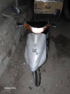Yamaha Scooty