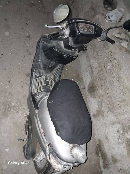 Yamaha 49cc Scooty for Sale 2