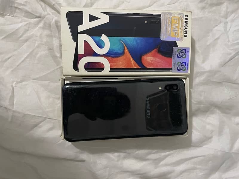 Samsung A20 32gb 4