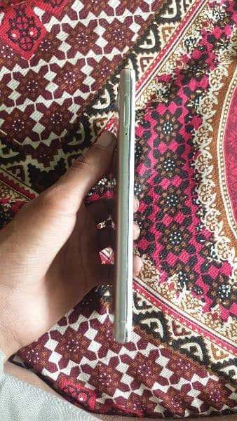 Vivo y67 4GB RAM 32GB ROM PTA official approved no any signal fault 4