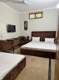 Furnished room daily basis available for rent in G15