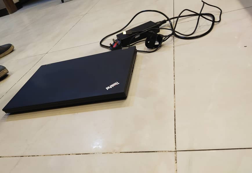 Lenovo Thinkpad P52 workstation 0