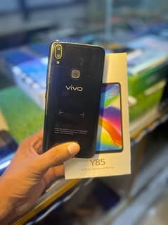 vivo Y85 10/10 4/64 with box charger