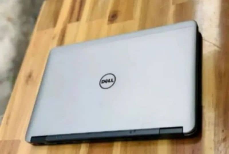 Dell E7240 Core i5 4th Generation Laptop (Ram 8GB + SSD 128GB) 3