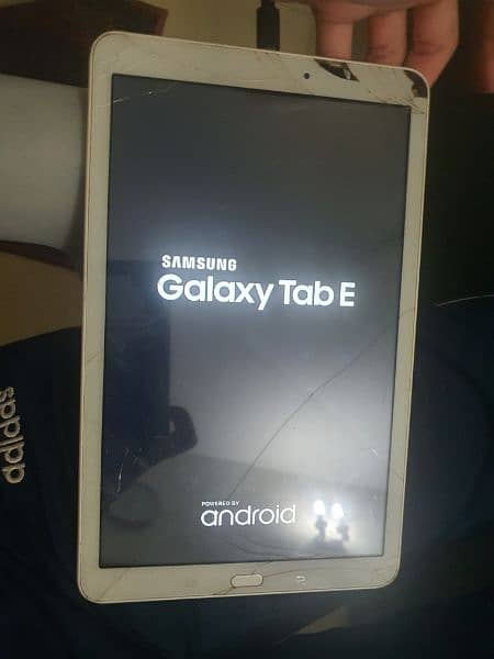 Samsung galaxy tab E (read Description) 1