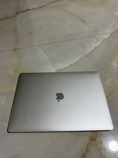 Macbook Pro 2016 ( 16GB)(500GB SSD) with 2 graphic cards