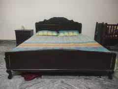 Queen Size Wooden Bed