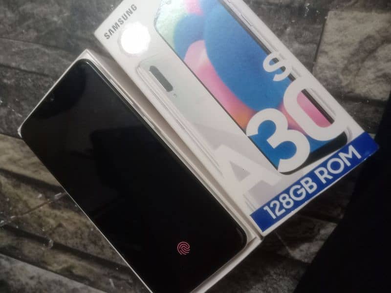 Samsung Galaxy A30s 3