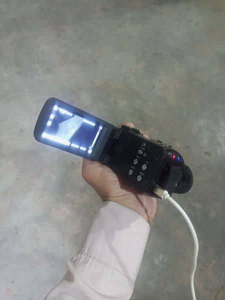 handycam camera 2