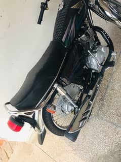 Honda CG 125 Full new bike 110%