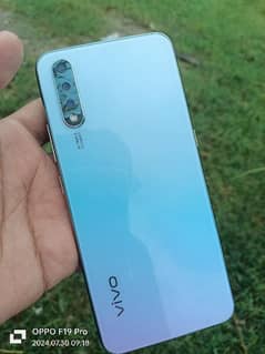 VIVO S1 8GB / 256GB