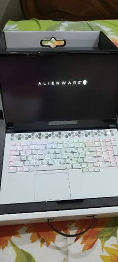 Dell Alienware M17 R3 Gaming Laptop