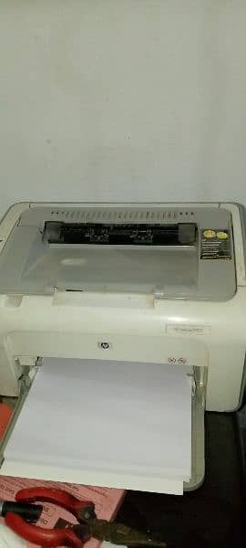 HP LaserJet P1102 2