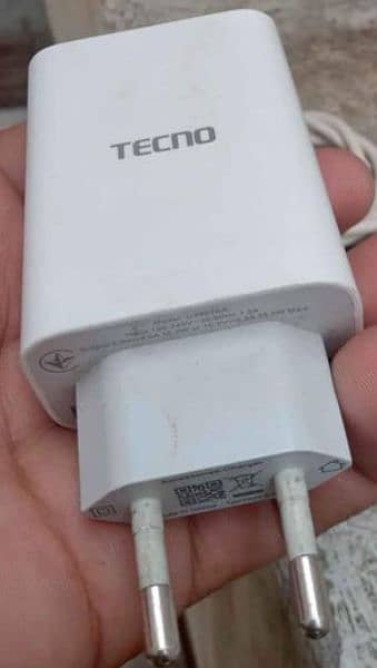 33W Tecno Camon 20 Original Fast Charger 1