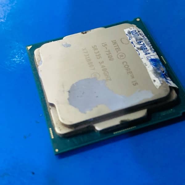 Intel core i5 7th generation 7500 3.40GHZ 1