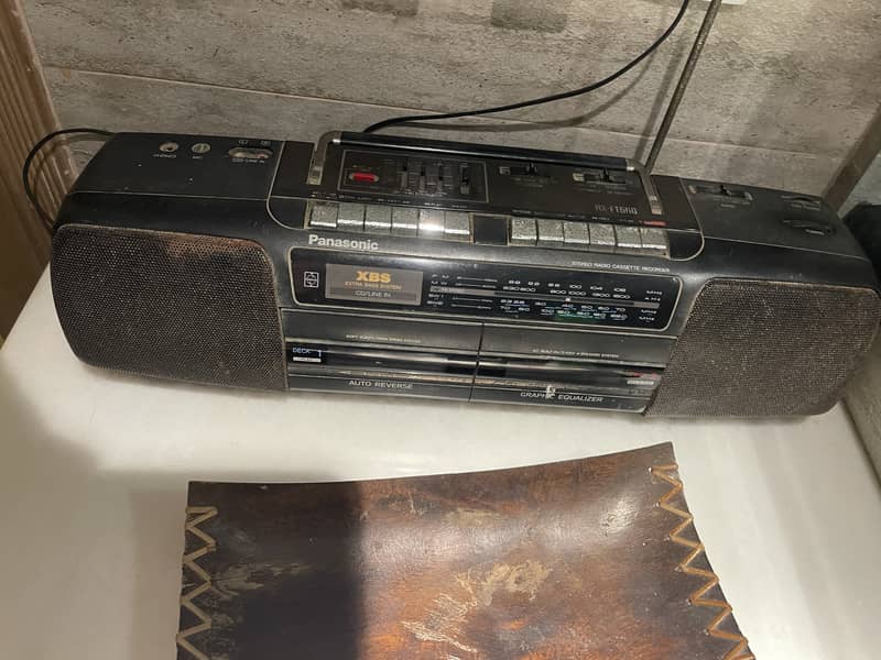 Panasonic Cassette player RX-FT560  40 watts 3