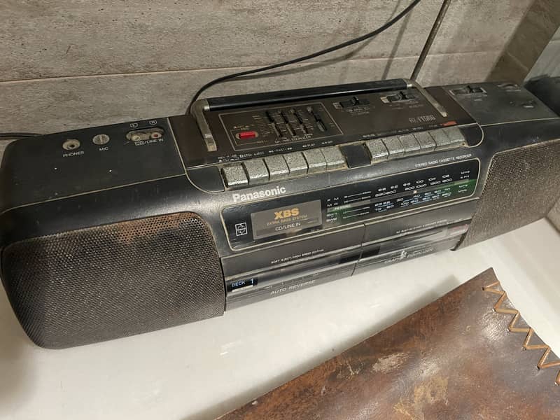 Panasonic Cassette player RX-FT560  40 watts 4