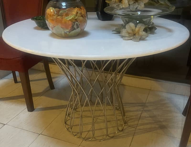 Console table (diameter 36") 1