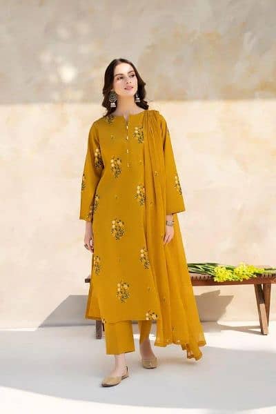 3 Pcs Women Unstitched Lawn Embroidered Suit. 1