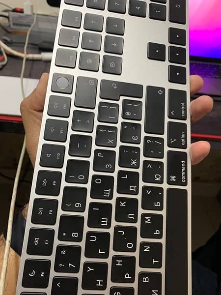 Apple Magic Keyboard Touch ID with Numerical Pad 3