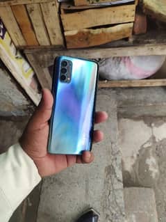 OPPO Reno 4