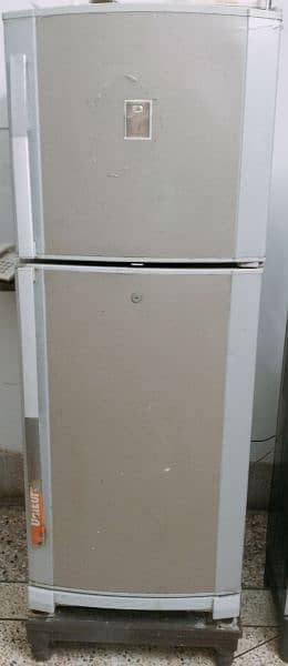 Dawlance Refrigerator 0