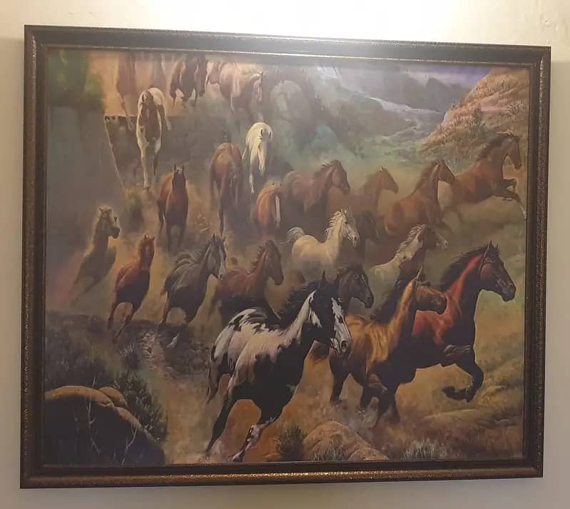 Sale beautiful & attractive painting in large frame in nominal price 0