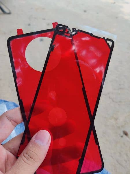 oneplus 8t front and back water resistent seal. 1