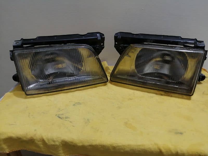 daewoo racer headlight pair good condition 0