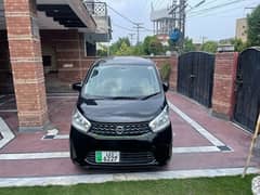 Nissan Dayz model 2015 import 2019 register 2019 orginal condition