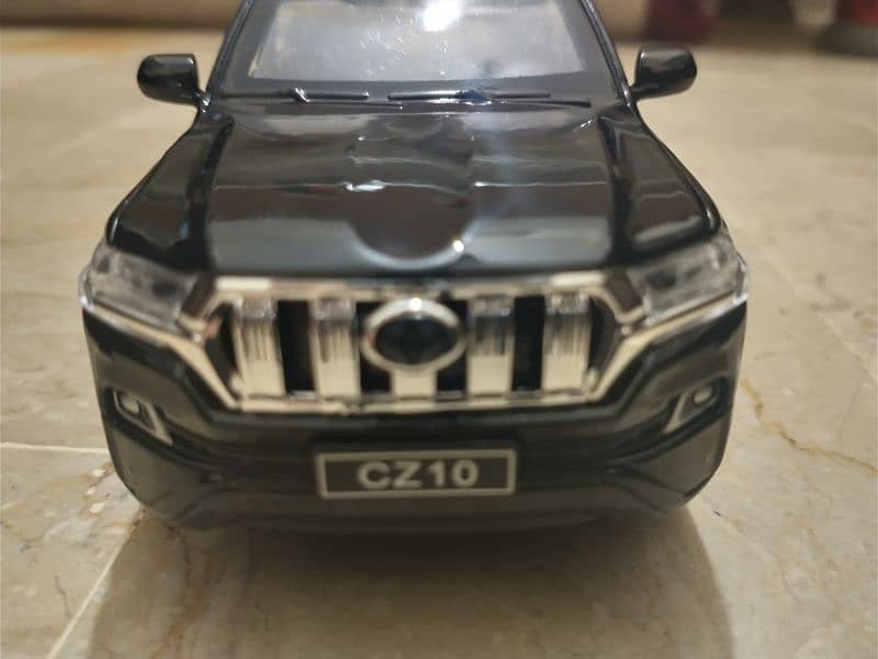 Diecast model metal cars Toyota Prado CZ-10 2