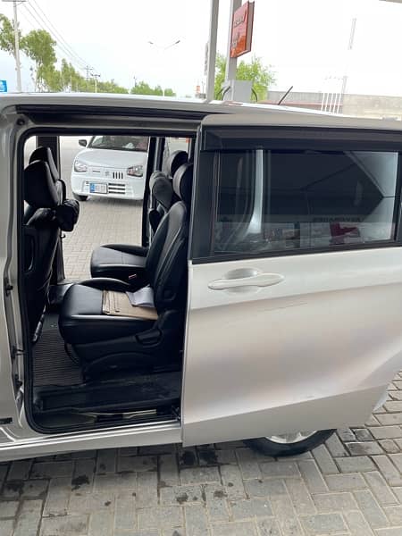 Honda Freed 2014 2