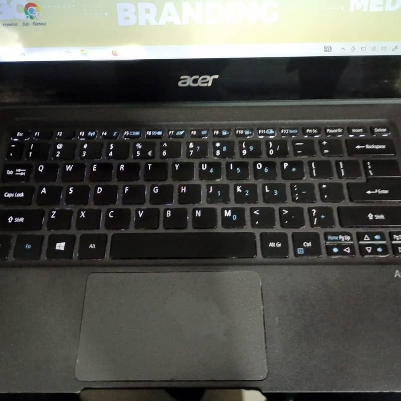 acer core i5 touch screen 6th generation 3