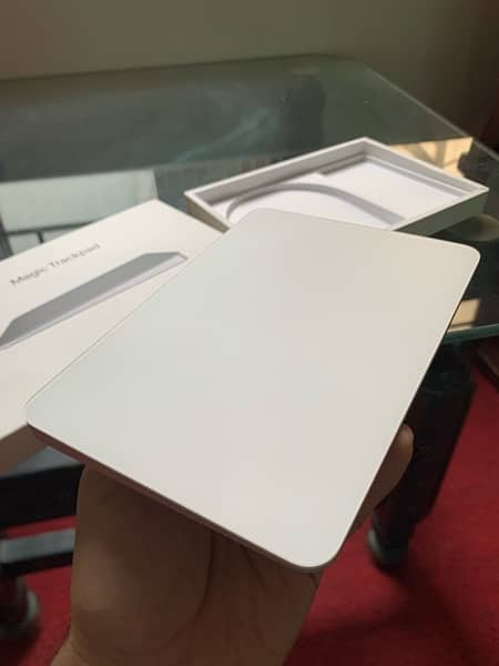 Apple Magic Trackpad 2 4