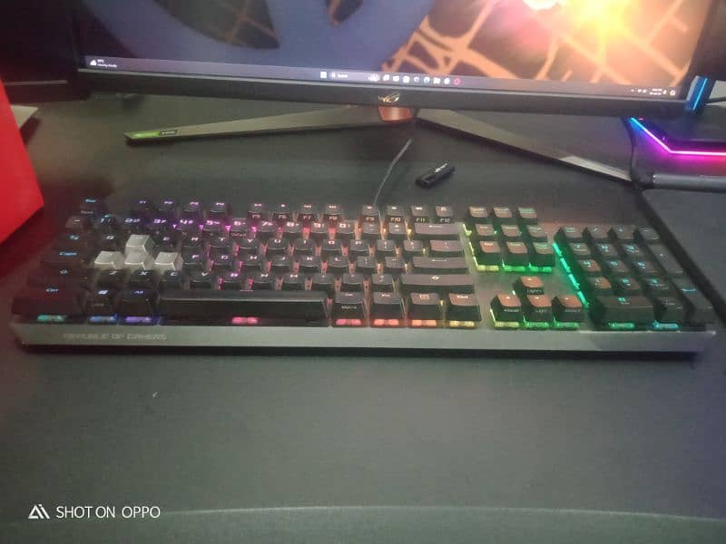 ROG Asus Strix Scope keyboard 2