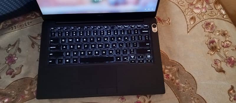 Dell latitude 7400 for sell with 16gb ram 7