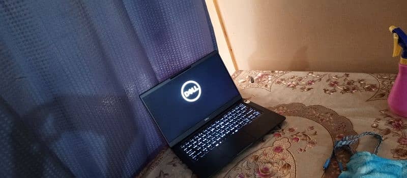 Dell latitude 7400 for sell with 16gb ram 9