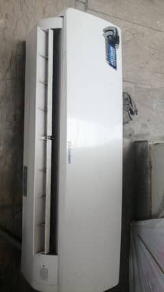 1.5 Ton Dawalance AC for sale - Excellent Condition