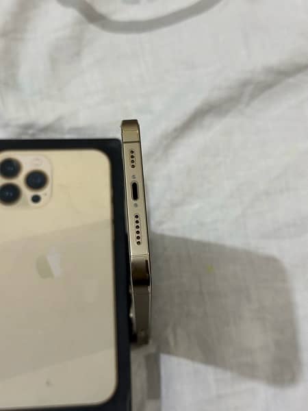 Apple iPhone 13 pro max 256Gb Factory unlock 4