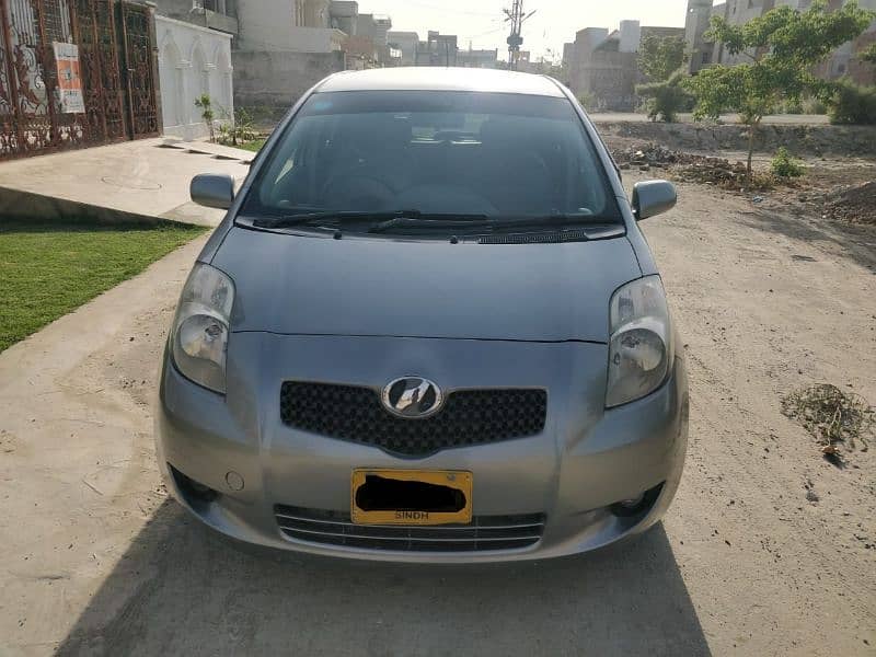 Toyota Vitz 2010 1